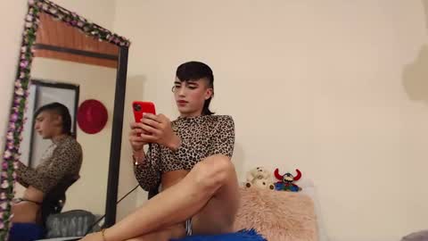 J Ruiz online show from January 2025 07:15:01 PM
