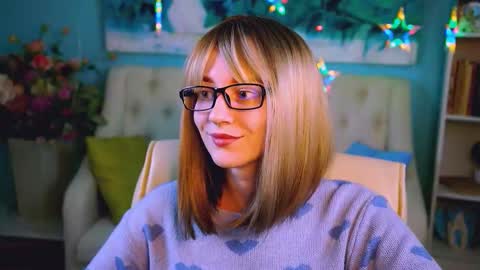 alicewelch_ online show from September 2025 12:05:01 PM