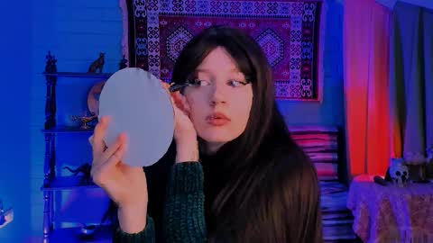 alicewelch_ online show from October 2025 08:34:02 AM