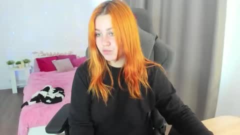 Snapshot of alicewinchesterr chatting on October 2025 10:33:01 AM Alice online show from October 2025 10:33:01 AM