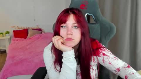 Snapshot of alicewinchesterr chatting on November 2025 06:08:02 PM Alice online show from November 2025 06:08:02 PM