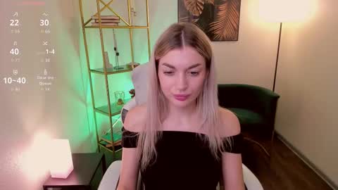 Alice online show from October 2025 03:21:01 PM