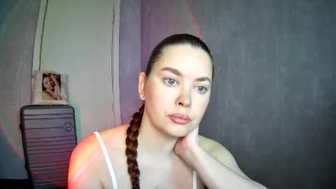 AlicexFresh online show from May 2026 06:33:02 AM