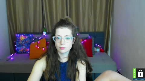 Alicia online show from January 2025 04:31:02 AM