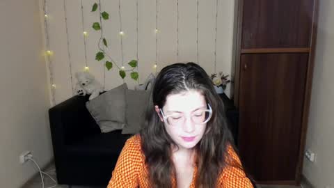 Alicia online show from January 2025 03:36:02 PM