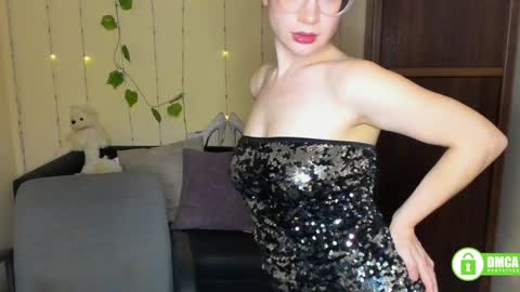 Alicia online show from February 2025 03:38:01 PM