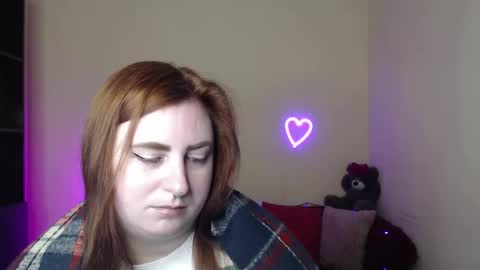 Snapshot of alicia_side_red chatting on April 2026 07:11:02 AM Alicia online show from April 2026 07:11:02 AM