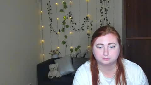 Snapshot of alicia_side_red chatting on June 2026 11:35:01 AM Alicia online show from June 2026 11:35:01 AM