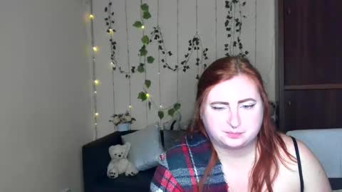 Snapshot of alicia_side_red chatting on June 2026 02:33:01 PM Alicia online show from June 2026 02:33:01 PM