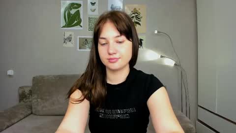 Aliciacollinsss online show from June 2026 12:27:01 PM