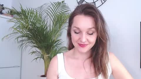 Alicia online show from February 2025 11:09:01 AM