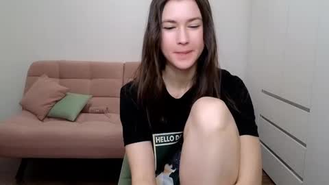 Snapshot of alicianoveli chatting on February 2025 07:42:02 AM alicianoveli online show from February 2025 07:42:02 AM