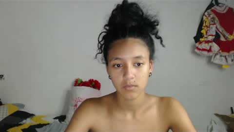 Snapshot of alicie_sexy_hot_20 chatting on February 2025 07:17:01 AM ana online show from February 2025 07:17:01 AM