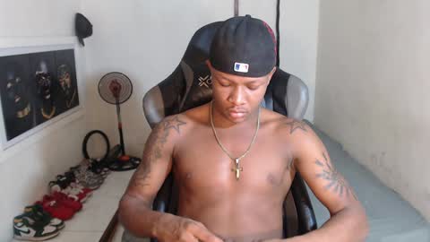 Alid 17 online show from December 2024 08:14:02 PM