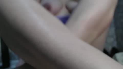 alidaalida2 online show from December 2025 06:37:02 PM