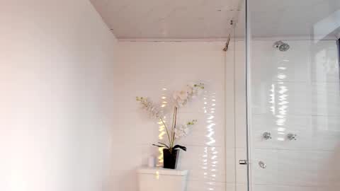 Snapshot of alidiaz__ chatting on March 2025 06:54:01 PM Ali Diaz online show from March 2025 06:54:01 PM