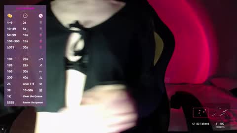 Mia online show from March 2025 04:46:01 PM