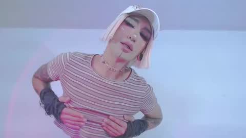     online show from February 2026 09:00:02 PM