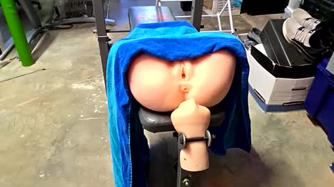 Doll Destroyer online show from April 2026 01:50:01 PM