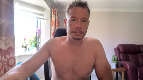 Snapshot of alig1980 chatting on July 2026 02:09:01 PM alig1980 online show from July 2026 02:09:01 PM
