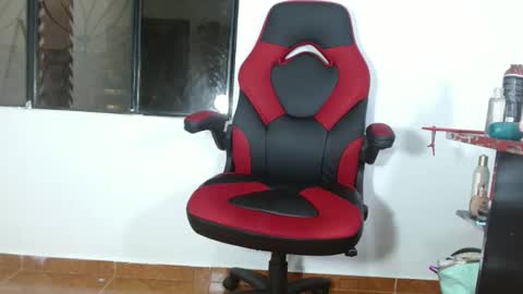 Snapshot of aliison_hot_84463 chatting on January 2025 02:53:01 PM Michelle online show from January 2025 02:53:01 PM