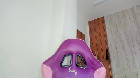 alika online show from October 2025 01:56:02 PM