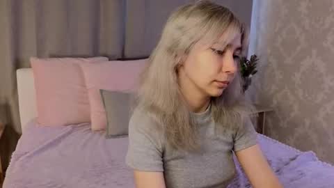 Snapshot of alika_leal chatting on September 2025 04:12:02 AM Im Alika online show from September 2025 04:12:02 AM
