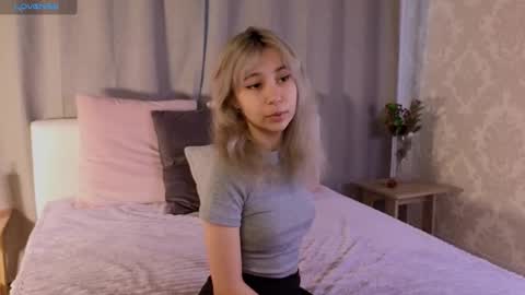 Snapshot of alika_leal chatting on October 2025 04:10:02 AM Im Alika online show from October 2025 04:10:02 AM