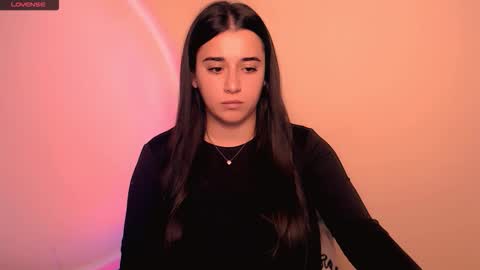 Alina online show from November 2025 08:26:01 AM