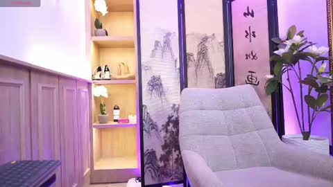 Alina Bennet online show from July 2026 11:34:02 AM