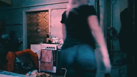 Alina online show from October 2025 10:44:01 AM