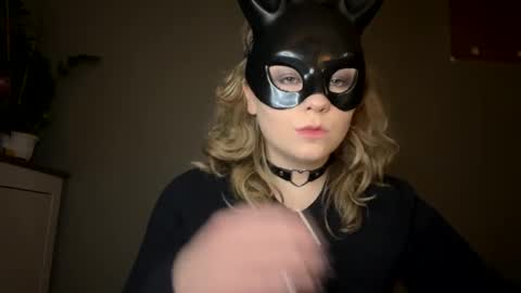 Alina online show from March 2026 10:04:02 AM