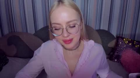 alinaocean online show from March 2026 06:47:01 PM