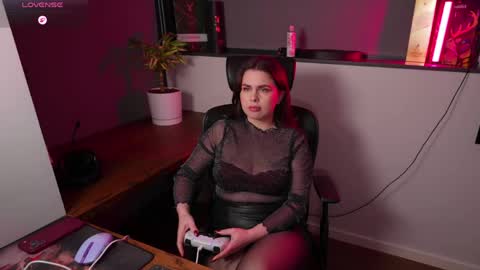 Alina Rose online show from April 2026 05:15:01 PM
