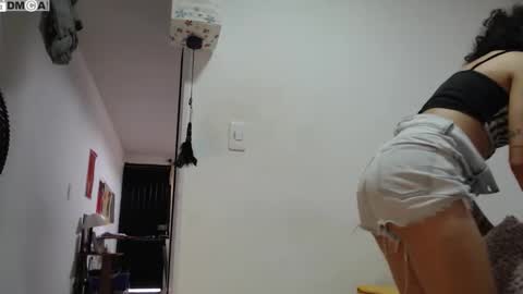  Ali  online show from November 2025 04:42:01 PM