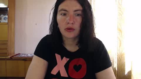 Snapshot of alinaxjames chatting on April 2026 09:12:01 AM AlinaxJames online show from April 2026 09:12:01 AM