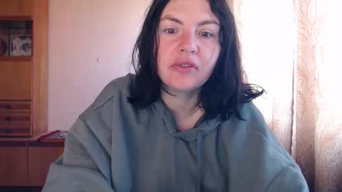 Snapshot of alinaxjames chatting on May 2026 07:38:01 AM AlinaxJames online show from May 2026 07:38:01 AM