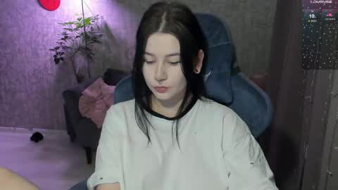Snapshot of alinegreeeen chatting on May 2026 05:24:01 AM Aline Greeeen online show from May 2026 05:24:01 AM