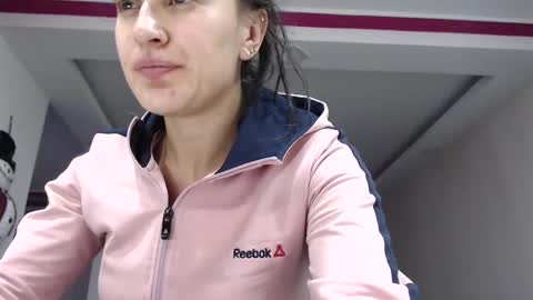 alipetite online show from December 2024 11:28:02 PM