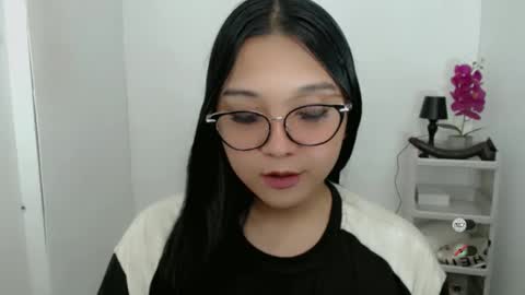 Shanti xhey online show from April 2026 04:12:01 PM