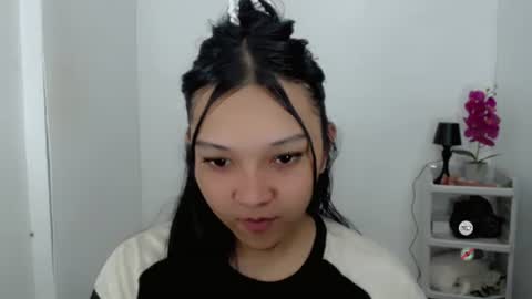 Shanti xhey online show from April 2026 08:01:02 PM