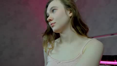 Alisa GMT2 Wen - Sun 10 AM - 4 PM except Monday and Tuesday   online show from January 2025 10:20:02 AM