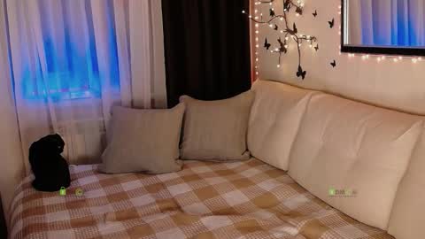 Snapshot of alisabo chatting on February 2026 02:01:02 AM Alice online show from February 2026 02:01:02 AM