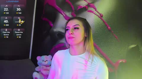 Alisa online show from January 2025 06:21:01 PM