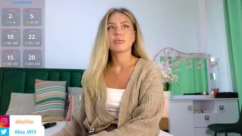 Snapshot of alisawilson_ chatting on October 2025 11:49:02 AM Alisa online show from October 2025 11:49:02 AM
