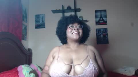 Snapshot of alisha_charm1 chatting on February 2025 03:09:02 AM Alisha charm1 online show from February 2025 03:09:02 AM