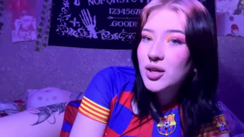 Snapshot of alisha_sky_ chatting on June 2026 08:42:02 AM alisha_sky_ online show from June 2026 08:42:02 AM