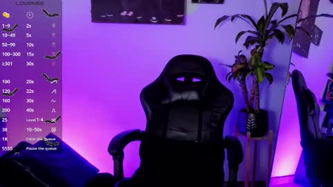 Snapshot of alison_wynter chatting on December 2025 03:12:02 AM alison_wynter online show from December 2025 03:12:02 AM