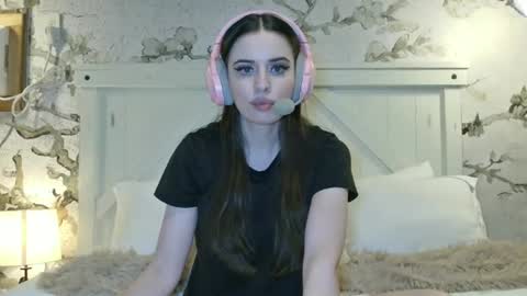 Alison Fields online show from July 2026 11:05:02 AM