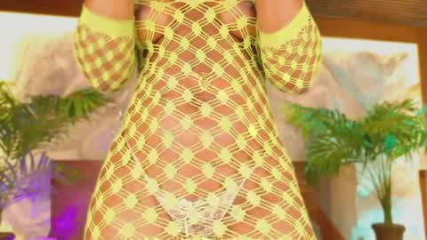 Alison Moon  online show from April 2026 10:36:02 PM